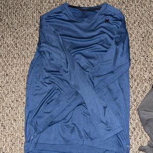 Lightweight muscle fit long sleeve Hurley crew neck